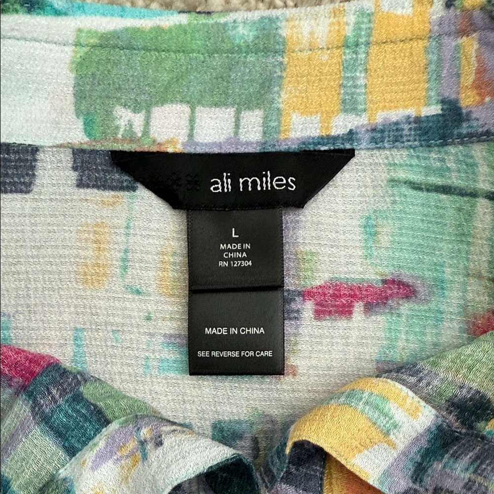 Ali Miles Colorful Abstract Print Blouse with fold sleeve & side slit pockets L - Picture 6 of 8